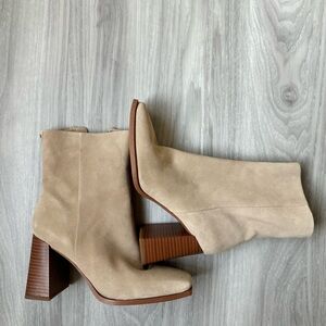 Sam Edelman Tan Heeled Boots with Chunky Heel
